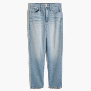 Madewell Classic Straight Jeans in Meadowland Wash AJ199 - Size 26
